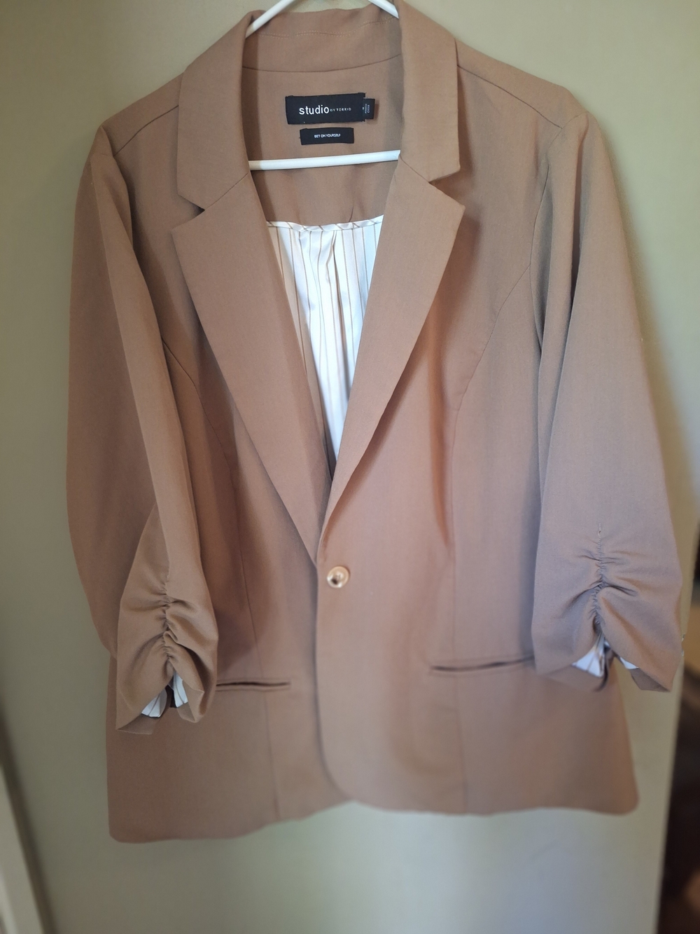 Studio By Torrid Women's Blazer - Tan
